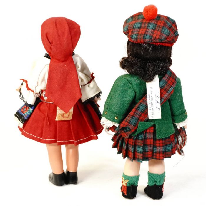 安い人気SALEヨーロッパ 民族衣装 ビンテージドール 2体 手刺繍の衣装のチェコスロバキア製人形 スリープアイ仕様のアメリカ製スコットランド人形 HHT その他