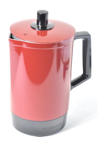 Showa Vintage General Electric Kettle Operation Confirmed Capacity 0.9L Electric Kettle Estate Sale MSK with a very nice red color