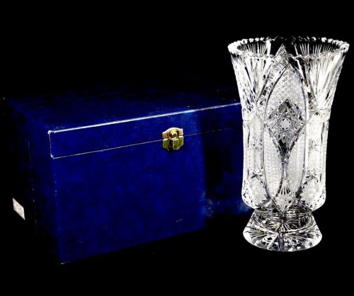 Vintage Czechoslovakia Bohemia crystal glass hand cut flower base 500PK vase box diameter 13cm height 23cm HYK
