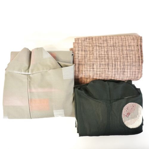 昭和レトロ 味わいの古布 着物 3枚セット 創作 ハンドメイド 生地 絹 刺繍 リメイク アンティーク ビンテージ 古き良き昭和の物です！ AAT