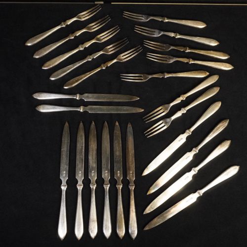 British Vintage British Roberts and Belk Silver Cutlery Set Knife & Fork 12 Sets Total Length Knife 19.5 cm Fork 16.5 cm MYK