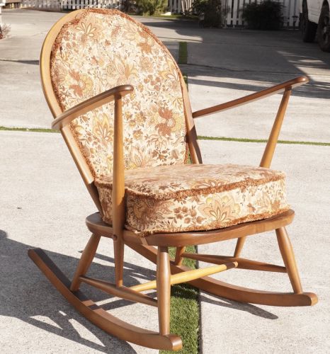 British Vintage ERCOL Arcole Rocking Chair Mid Century Botanical Fabric Scandinavian Furniture Chair Width 68cm Height 83cm YKT