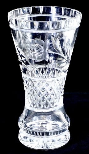 50% off! Czechoslovakia Bohemia crystal Hand-cut flower base Height 25cm A gem with beautiful floral engraving Estate sale AYS
