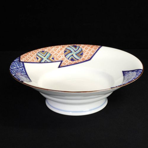 Valuable Taisho-Early Showa period Arita porcelain Warrant for the Ministry of the Imperial Household Old Koransha Overglaze plate plate Compote Shared box Diameter 23.5 cm Height 7.5 cm Harmony of various traditional Japanese patterns MYK