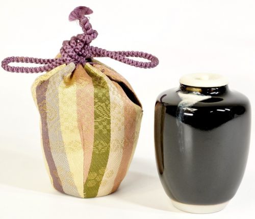 Tea utensils, katatsuki tea container, pure silk cloth, with resin lid, black glaze pattern, diameter 5cm, height 8cm, unused debt stock, estate sale IHK