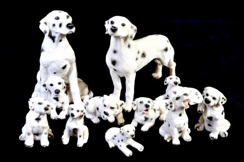 50% off! Showa Retro Dalmatian Family 101 Dalmatian Objects Set of 10 with Braided Basket Cute Figurines with Rich Expressions One by One MSK
