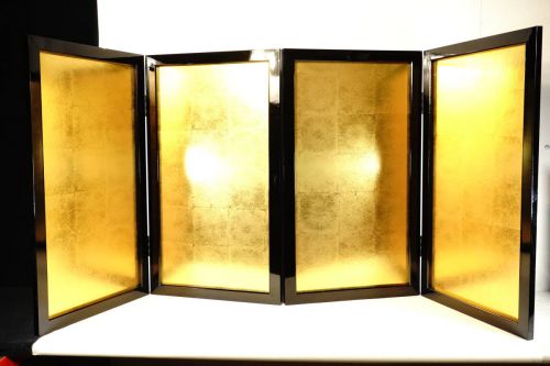 Showa Vintage Wooden Framed Gold Folding Screen Two Folds New Foil Pressed No. 25 Width 86.5 cm Depth 2 cm Height 75 cm (one sheet) Gorgeous, handmade masterpiece by craftsmen HHT