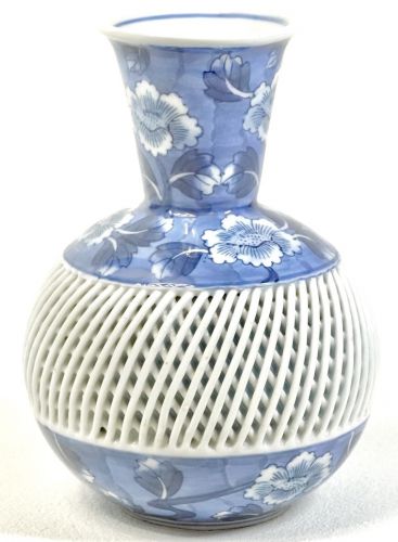 50% off! Showa vintage Arita porcelain Suiho product Dyed flower pattern mesh openwork vase Estate sale MTY