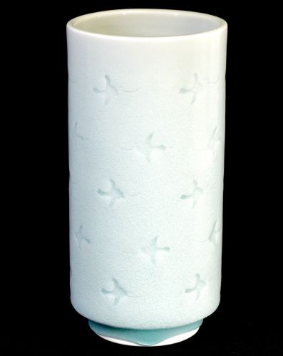 Sold out! Arita ware Kakuyang kiln Takeshi Yamamoto Blue and white porcelain flower vase with floral design Unused dead stock Double box Diameter 10cm Height 20cm Estate sale HYK