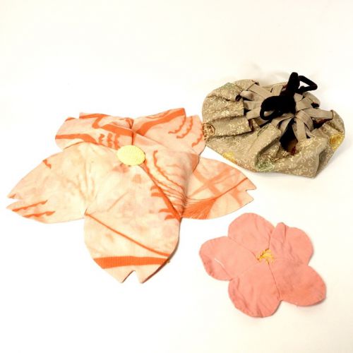 Showa Vintage Handmade Fabric Bags Nodate Teacups As a coaster, the handmade taste is wonderful! Estate Sale NNM