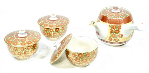 Sold out! Showa Vintage Kutani Toei Kiln Kinsai Aka-e Chrysanthemum Treasure Crest Teapot Assortment Teapot with Lid Teacup 3 Customer Set Estate Sale HKE