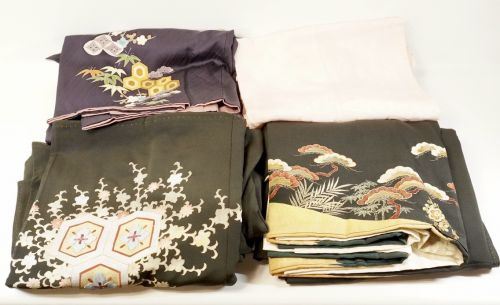 昭和レトロな着物3枚セット 創作　ハンドメイド　生地　絹 刺繍 リメイク ビンテージ 若干汚れシミありますが古き良き昭和の良いもの　ATN