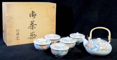 50% off! Showa vintage Arita ware Jinsho kiln handwritten flower pattern sencha set teapot, teacup with lid 5 customer set shared box unused dead stock INI