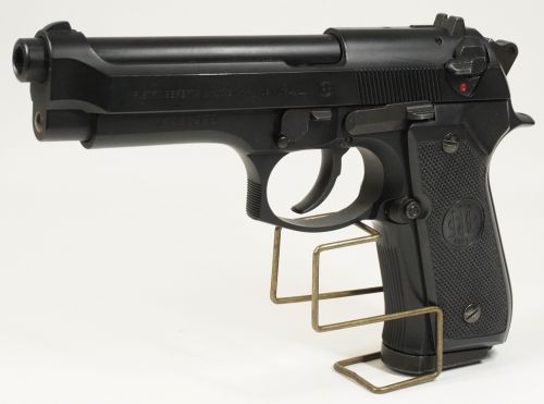 PIETRO BERETTA Beretta gas gun vintage goods MOD.92FS CAL.9 Parabellum width 22. height 15.THT