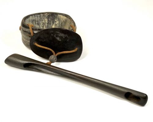 Meiji-Taisho Period Japanese Antique Wooden Tobacco Pipe with Water Buffalo Horn Cigarettes Smoking Goods Kiseru A popular item from the end of the Edo period to the Meiji-Taisho period! MYK