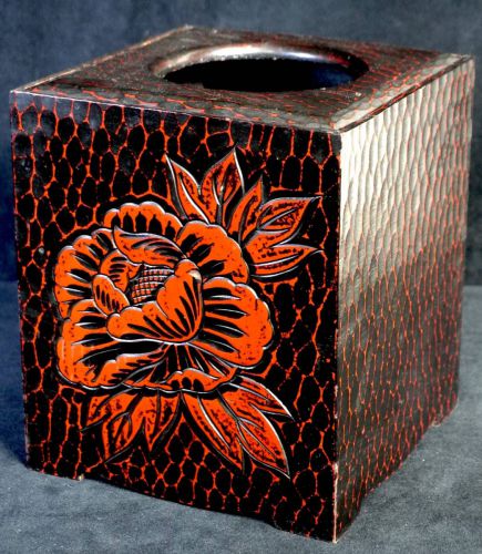 Sold out! Showa vintage Kamakura carving Motoki lacquer dust box The well-used taste is wonderful! Estate Sale NYS
