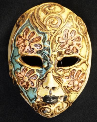 Authentic Italy DECORATO A MANO Ceramic Venetian Mask Masquera As Object/Wall Hanging Decoration Width 9cm Depth 4cm Height 12cm MNK