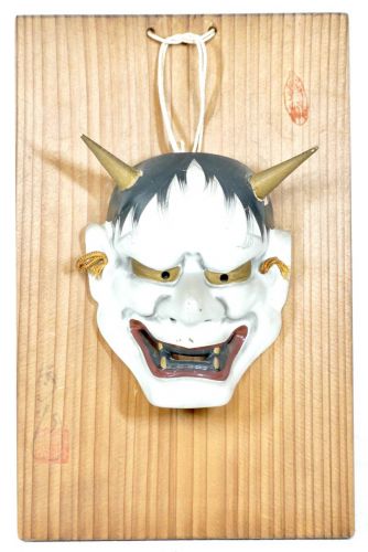 Sold out special price! Showa vintage porcelain Hannya mask wall hangings inscription period taste Estate sale HKE