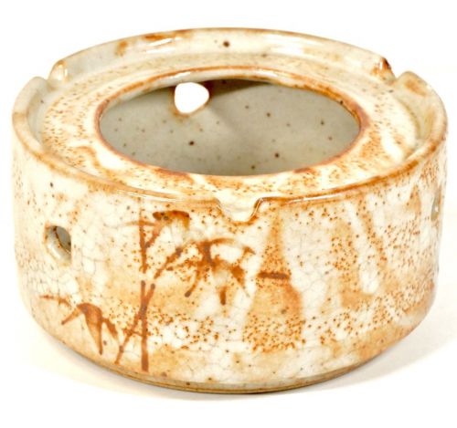 Sold out! Shino ware bamboo crest ashtray Inscription Height 8cm Diameter 16cm Large, easy-to-use and tasty ashtray! Estate Sale HYK