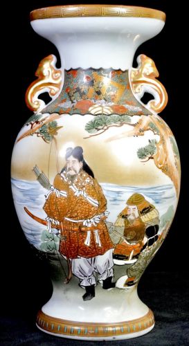 30% OFF! Historical Kutani ware Bakumatsu-Meiji period Overglaze blue-grained obi picture Warrior figure decorated eared decorative jar Vase Height 30cm Gorgeous and gorgeous, finely detailed painting is a gem! KNA
