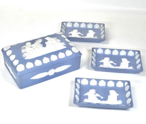 50% OFF European Vintage Pottery Accessory Case Small Plate Set of 3 Blue Miscellaneous Goods There are 2 repair marks, but the relief of the two angels is wonderful! ATN