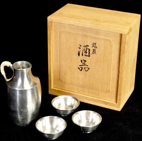 Showa Vintage Osaka tin half-made liquor set water jug and sake cup 3 customers 97% pure tin co-box Wonderful gem made by a long-established store HYK