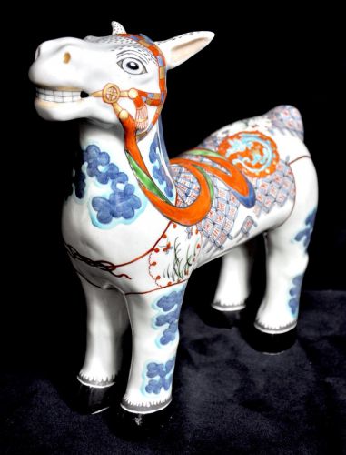 30% off! Showa Vintage Arita Ware Ensaemon Kiln Color Painting "Decorative Horse" Diameter 28cm Height 28cm! A wonderful all-hand-painted gem from Arita ware famous kiln! KNA