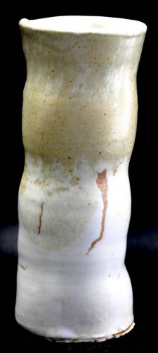 売り切り! るるぶ工房作品　アート花器6 白釉　花瓶　フラワーベース　多種多様な作風と素晴らしい感性の冴え渡る作品群　高さ16.5cm HNK