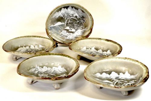 Kutani ware white glaze landscape map Shell-shaped two-legged plate Abalone bowl, small bowl, 5 customers Width 15 cm Height 4 cm A gem with a beautiful painted winter scenery! OSO