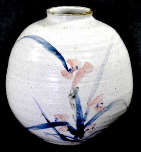 50% OFF! Early Showa period dyed flower crest round vase Japanese taste vase! Sensitive hand-painted! Diameter 18cm X height 18cm Estate sale ② PRO