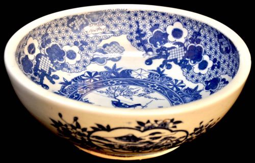 50% OFF! Japanese antiques! Periodic Meiji era Koimari Imari ware Dyed stamped hand Umezomon large bowl Width 25cm X Height 9cm MYK