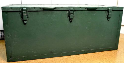 Sold out! Wooden steamer trunk 1950s Brazil trunk Shabby chic interior Width 102cm X Depth 43.5cm X Height 42cm