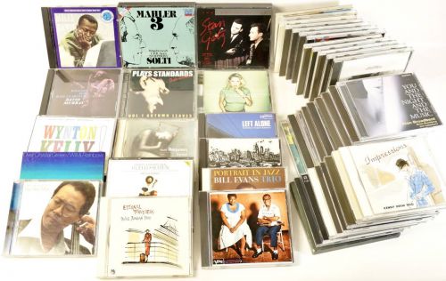 A set of 46 Western music CD albums. Many jazz masterpieces Bill Evans Charlie Parker David Murray Miles Davis THT