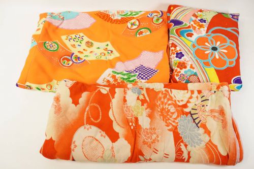 大正～昭和初期 古布 3枚 創作 ハンドメイド 生地 絹 刺繍 リメイク アンティーク ビンテージ 若干汚れシミありますが色彩.和柄が素敵　SKA