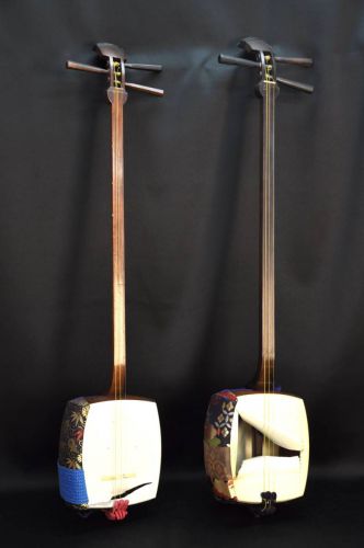 50% OFF! Vintage shamisen and two-storied shamisen box with body bag Bakumatsu-Meiji period practice shamisen total paulownia shamisen box with leather and blur Antique YNK